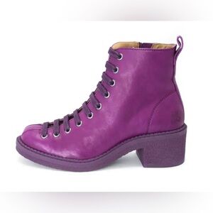 John Fluevog Slacker Wanderer purple 7.5